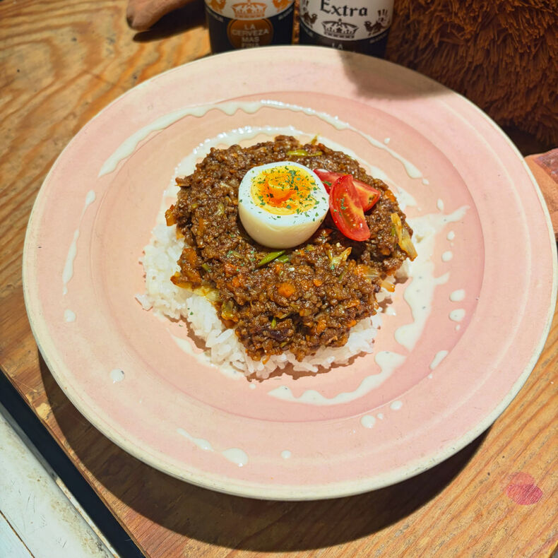 画像3369：知多牛10000%キーマカレー🐮